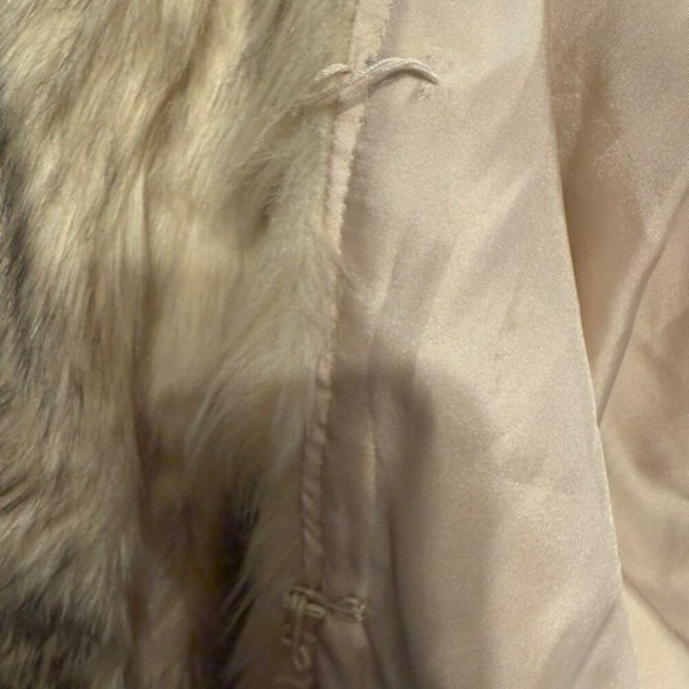 1970s Retro Vintage Inspired 'Leah' Faux Rabbit Fur Coat - Picture 14 of 16